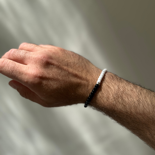 One Silver / Black & White Glass