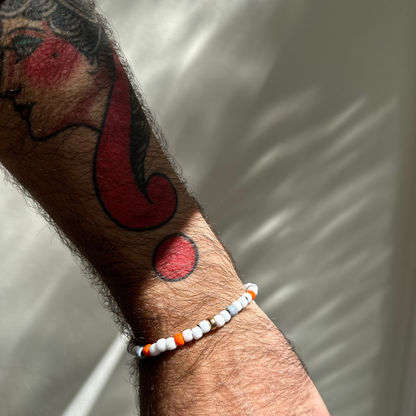 White & Two More Bracelet 005