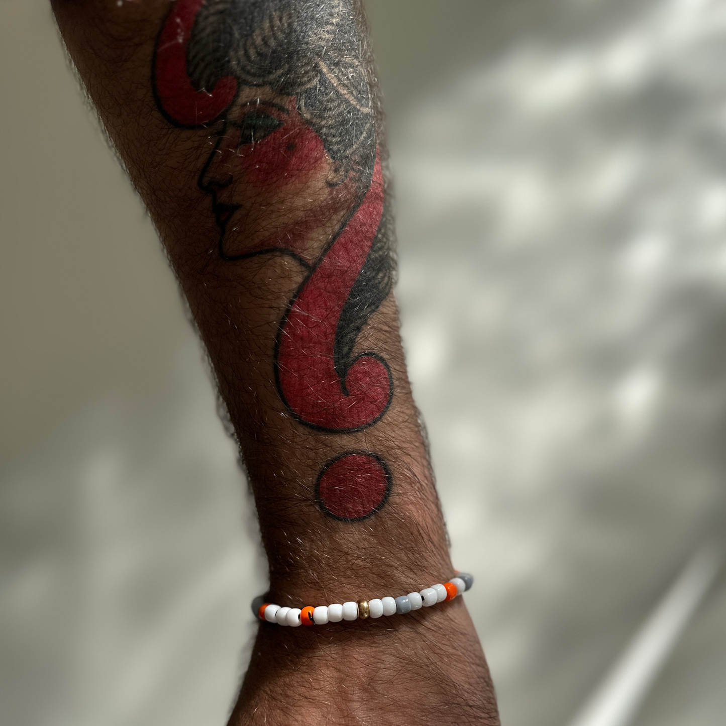 White & Two More Bracelet 005