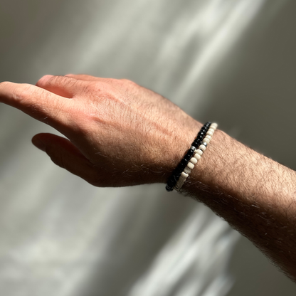 One Silver / Black Glass