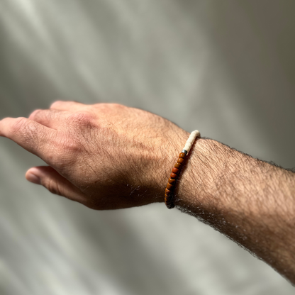 One Silver / Brown & Pearly Glass