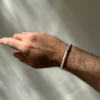 One Silver / Grey & Pearly Glass